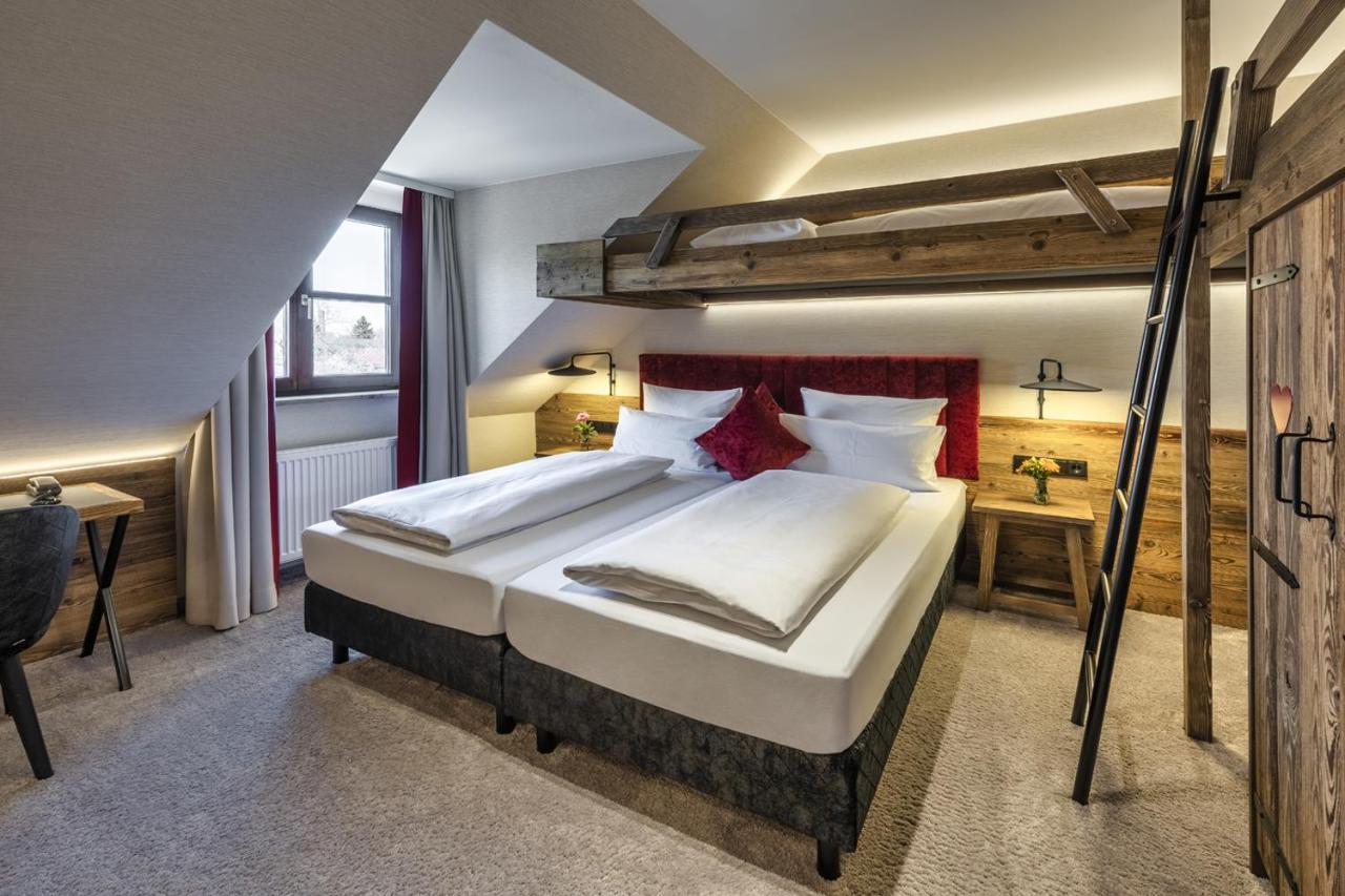 Hotel Schaefflerwirt Aschheim Esterno foto